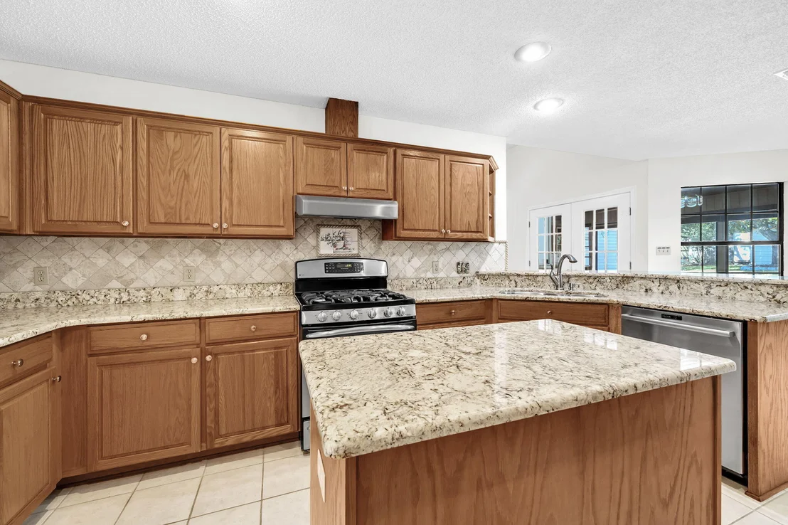 Photo of 2319 Canal Drive