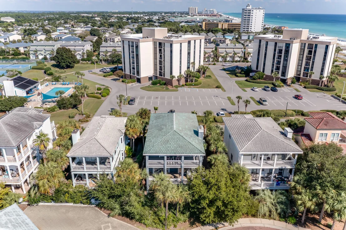 Photo of 48 Terra Cotta Way