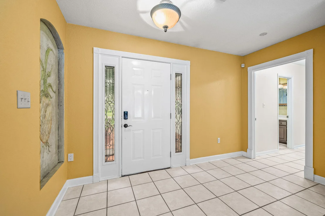 Photo of 3 NE Windsor Lane