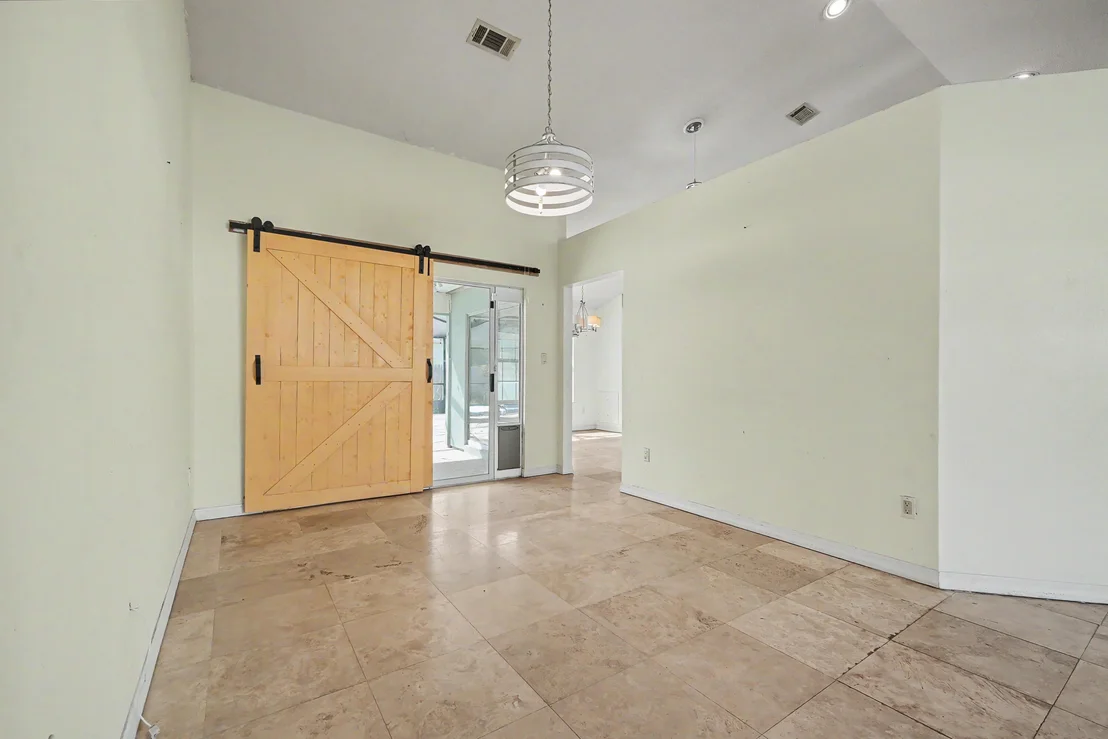Photo of 1297 Ceylon Drive