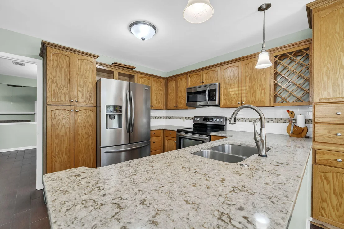 Photo of 129 Gleneagles Drive