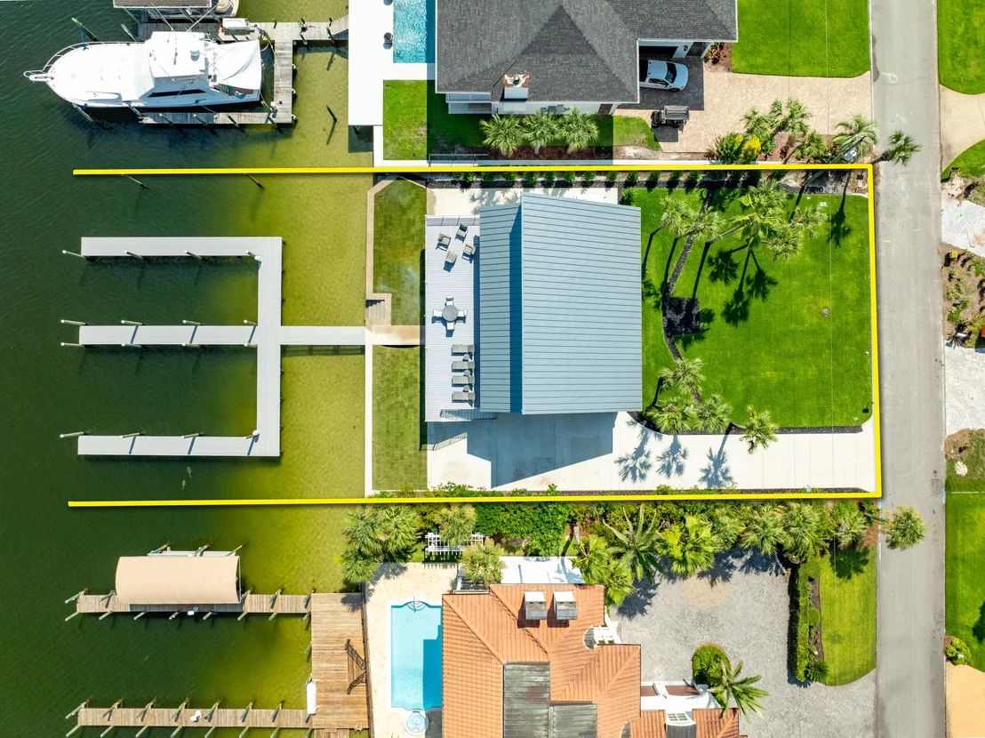 Photo of 611 Lagoon Drive