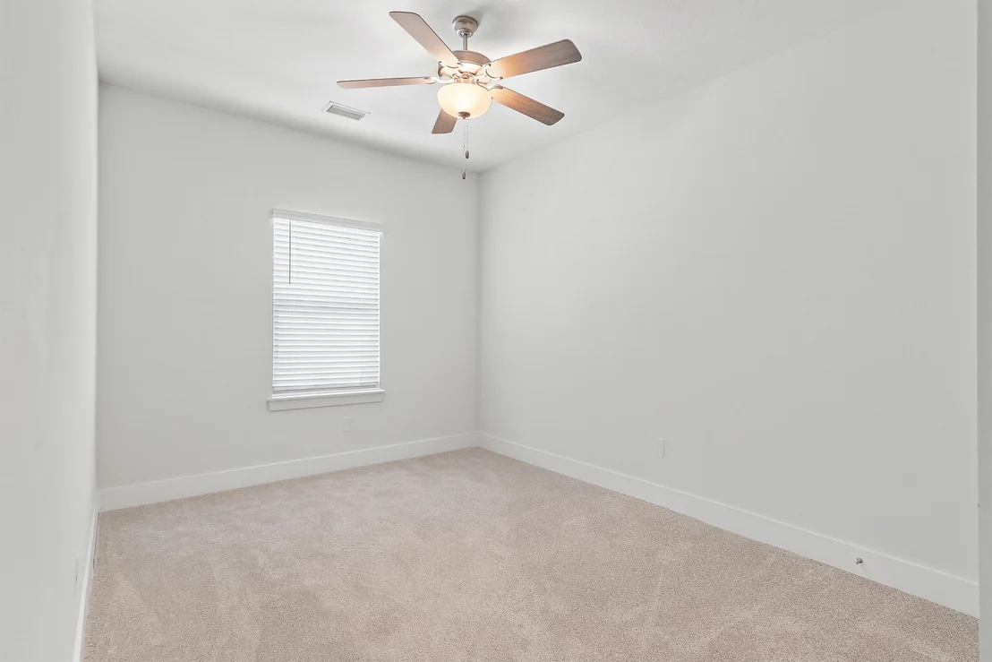 Photo of 8 Alexander Way