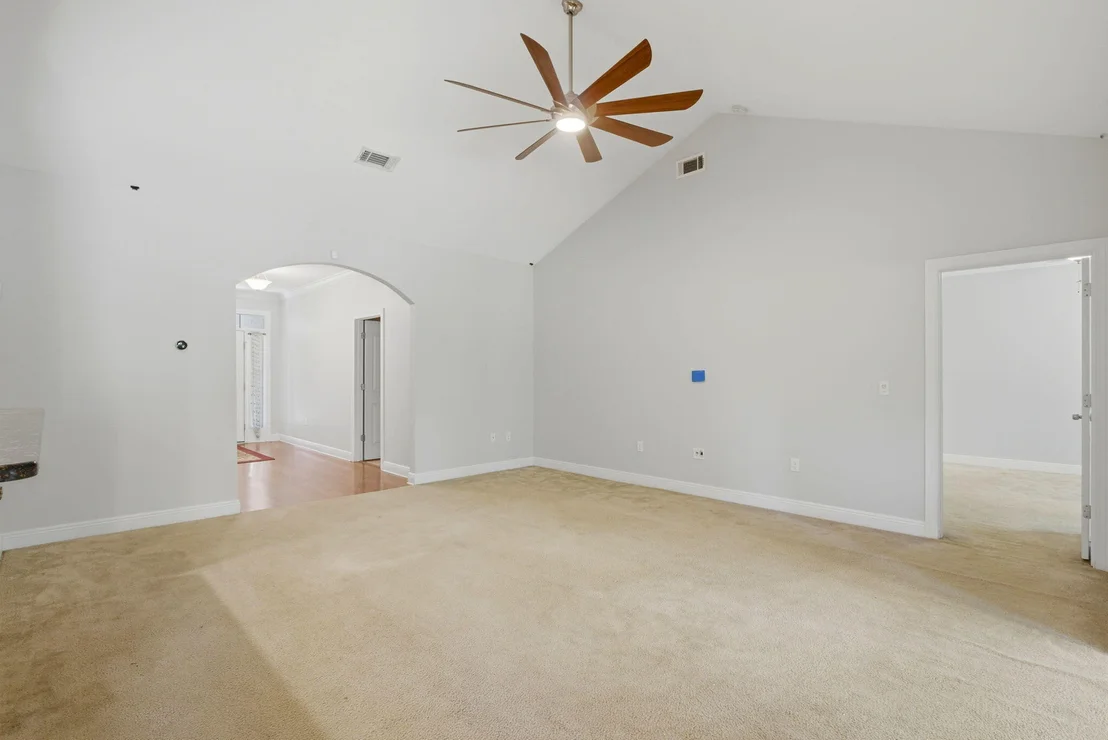 Photo of 106 Crab Apple Avenue