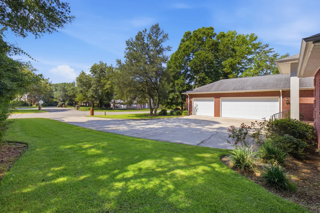 Photo of 412 Ruckel Drive