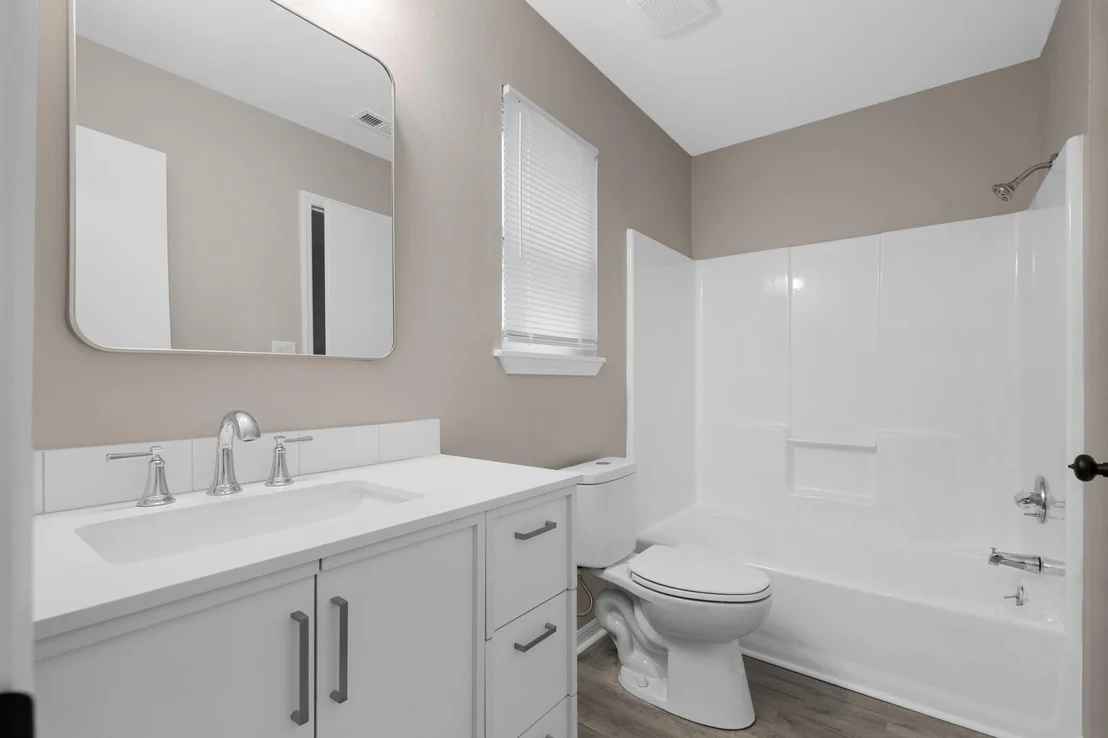 Photo of 3437 Auburn Road