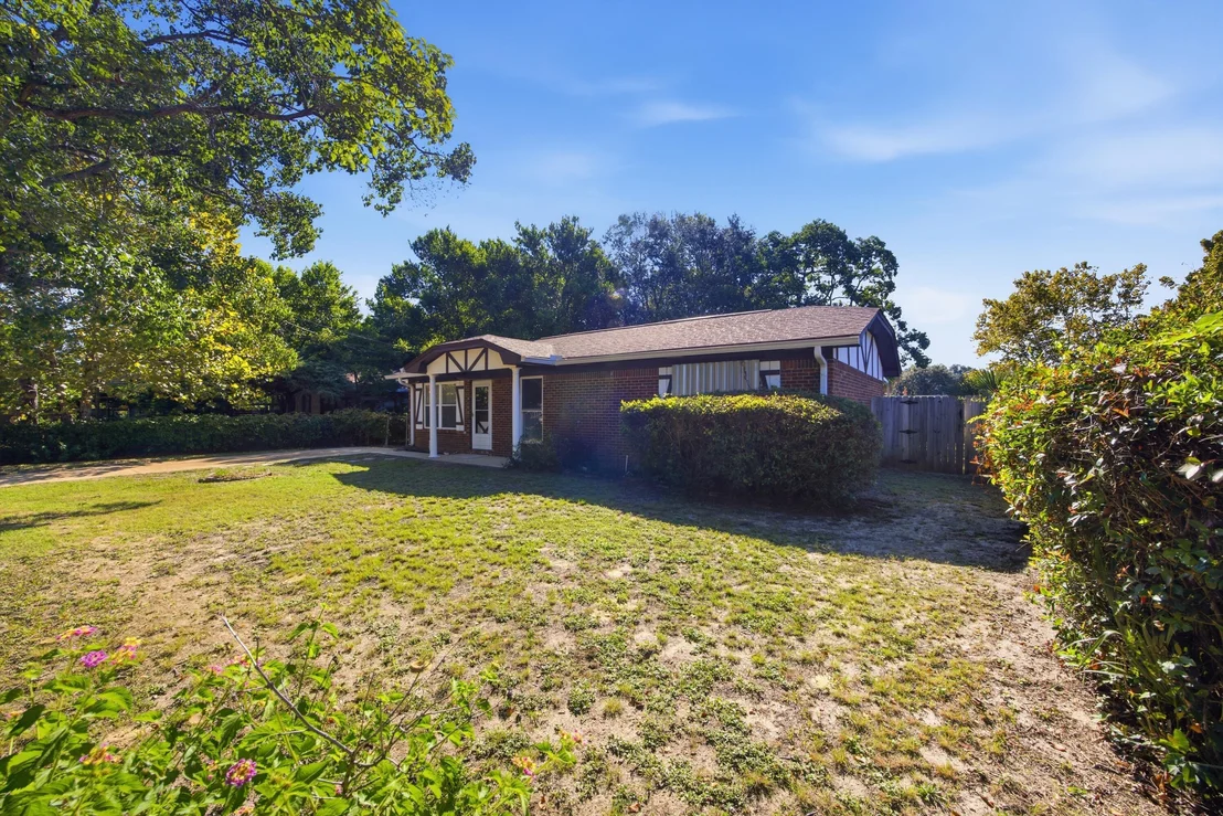 Photo of 3213 Clemson Road