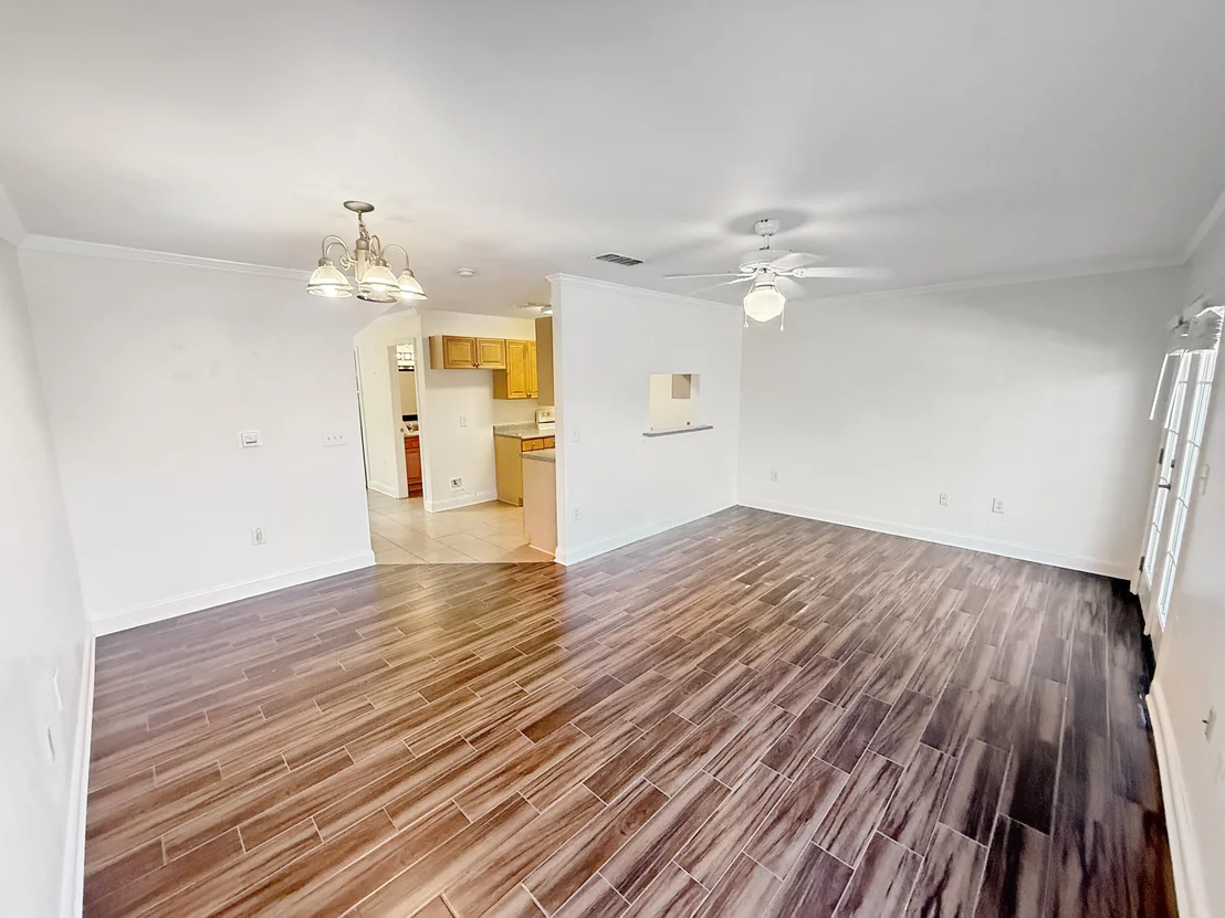 Photo of 731 Majestic Drive
