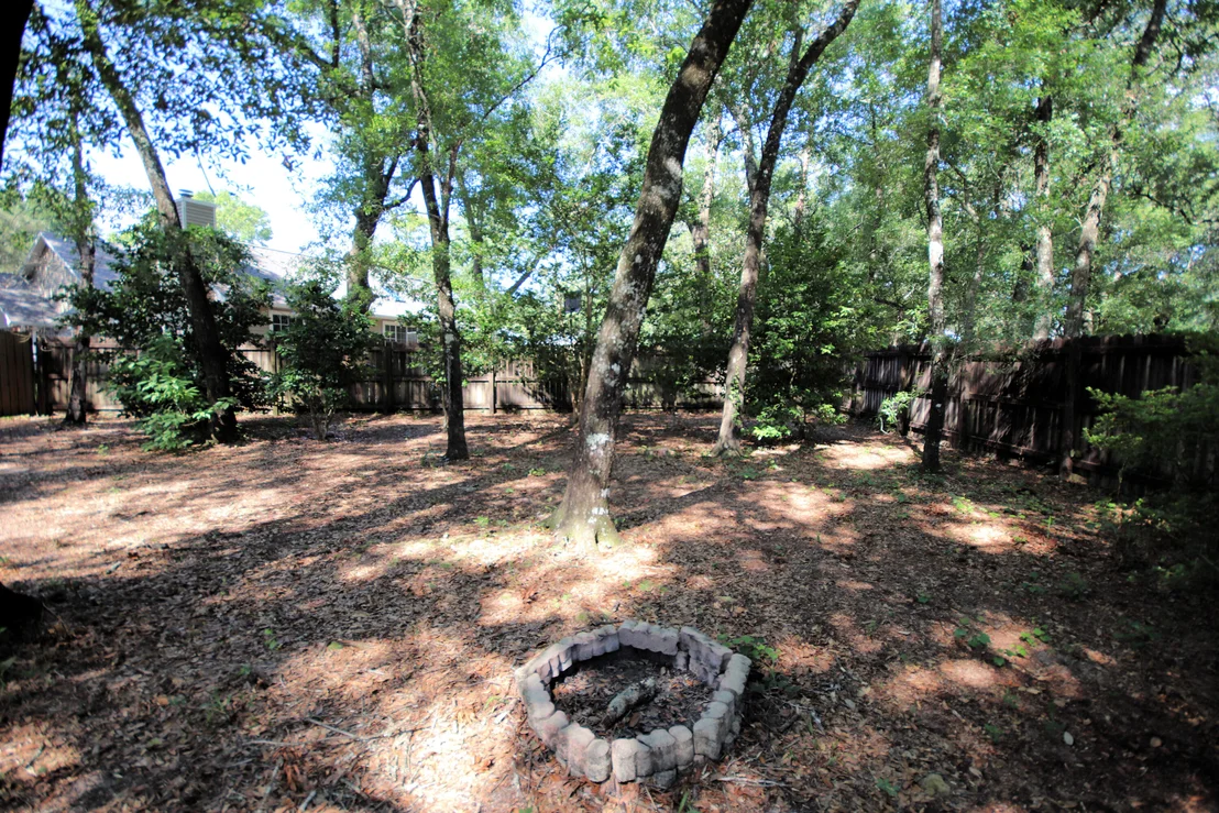 Photo of 1631 Parkside Circle