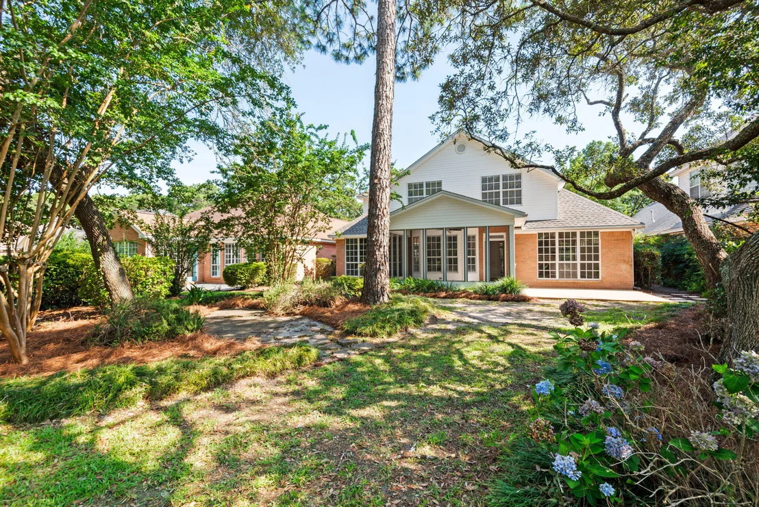 Photo of 4451 Turnberry Place