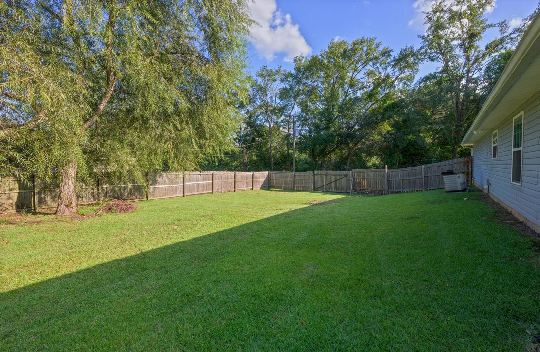 Photo of 1833 Gainer Avenue