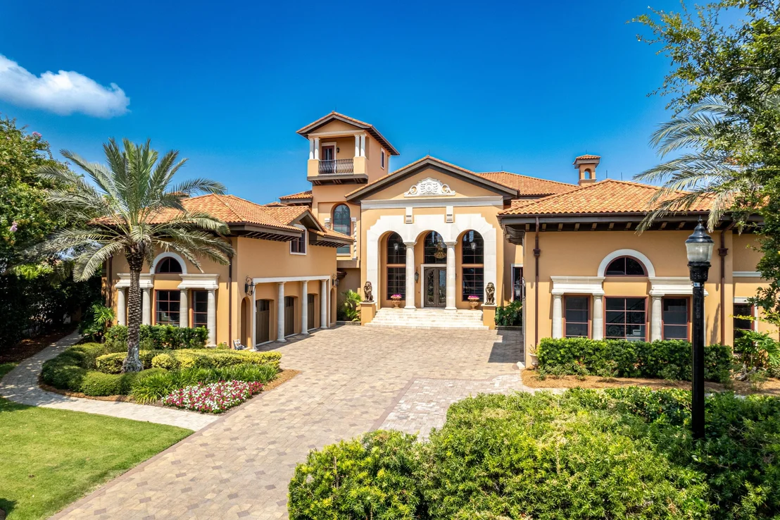 Photo of 4300 Breakwater Drive