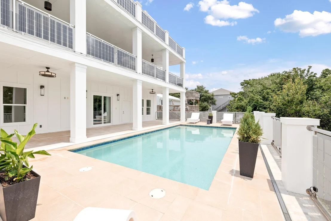 Photo of 326 Summit Drive