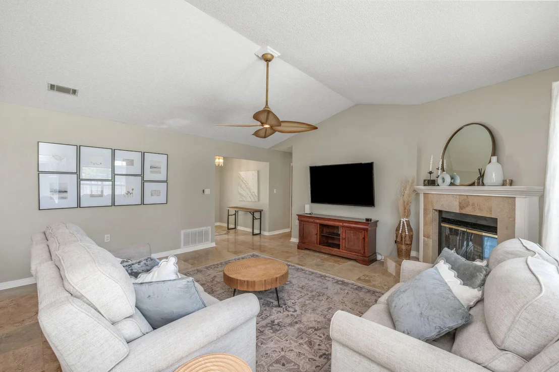 Photo of 400 Primrose Circle
