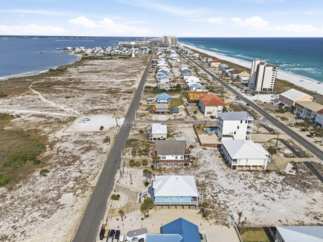 Photo of 7937 White Sands Boulevard