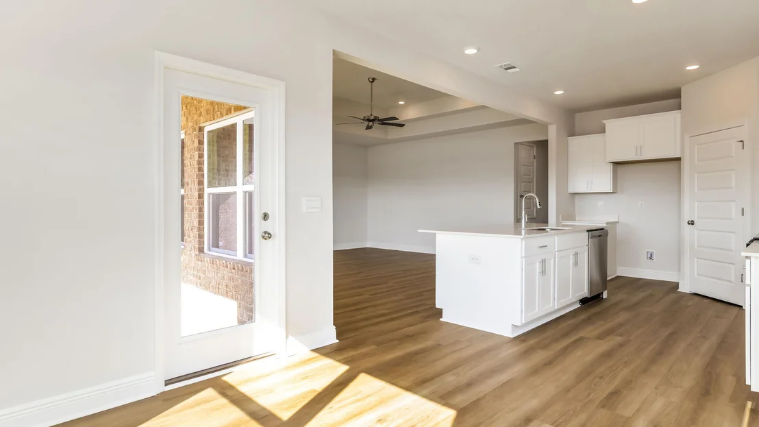 Photo of 5727 Dearing Street