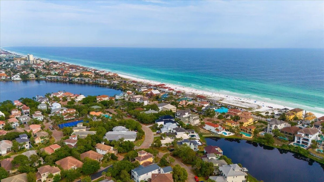 Photo of 4639 Paradise Isle
