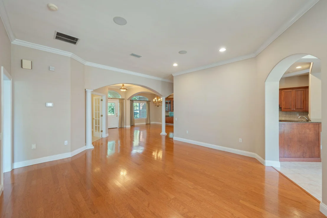 Photo of 5833 Hunting Meadows Drive