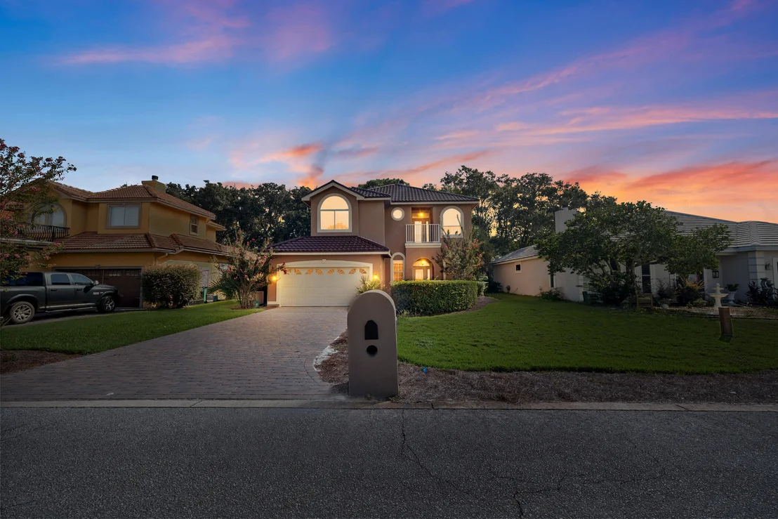 Photo of 674 Emerald Bay Drive