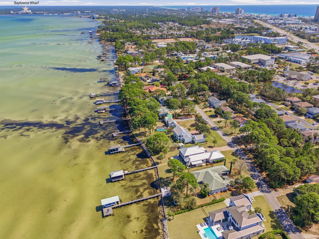 Photo of 186 Bayshore Drive
