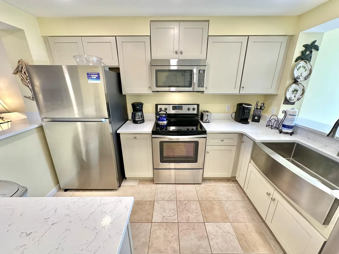 Photo of 5080 Beachwalk Way