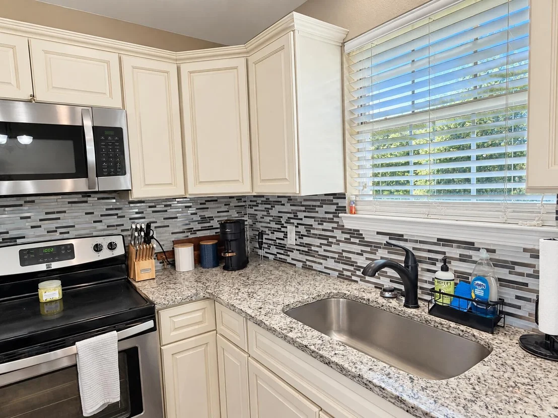 Photo of 3162 James Kennedy Road