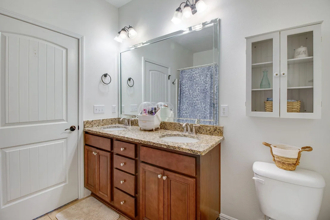 Photo of 40 Quiet Cove