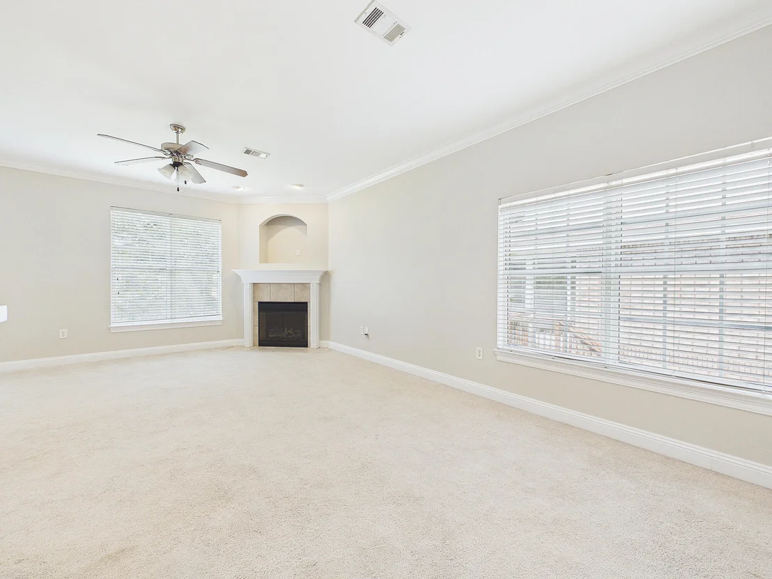 Photo of 321 Nathey Avenue
