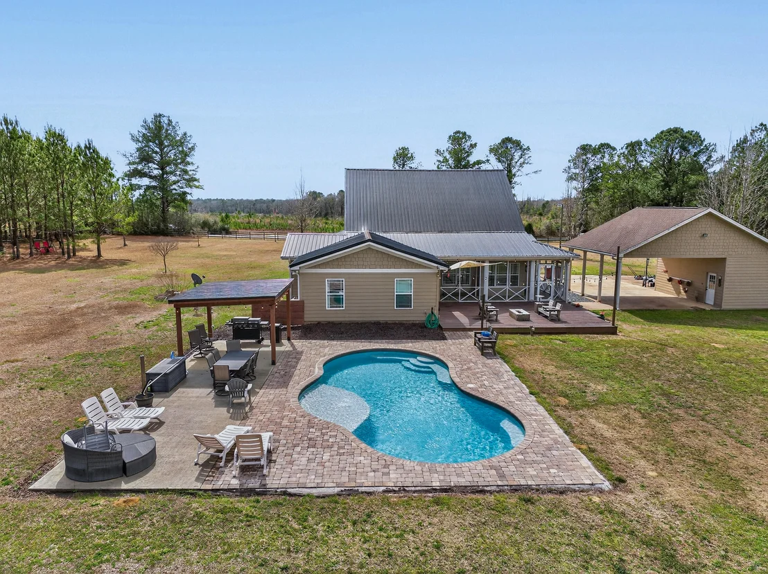 Photo of 7935 Peacock Road
