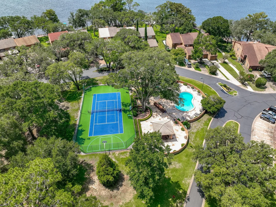 Photo of 204 Regatta Drive