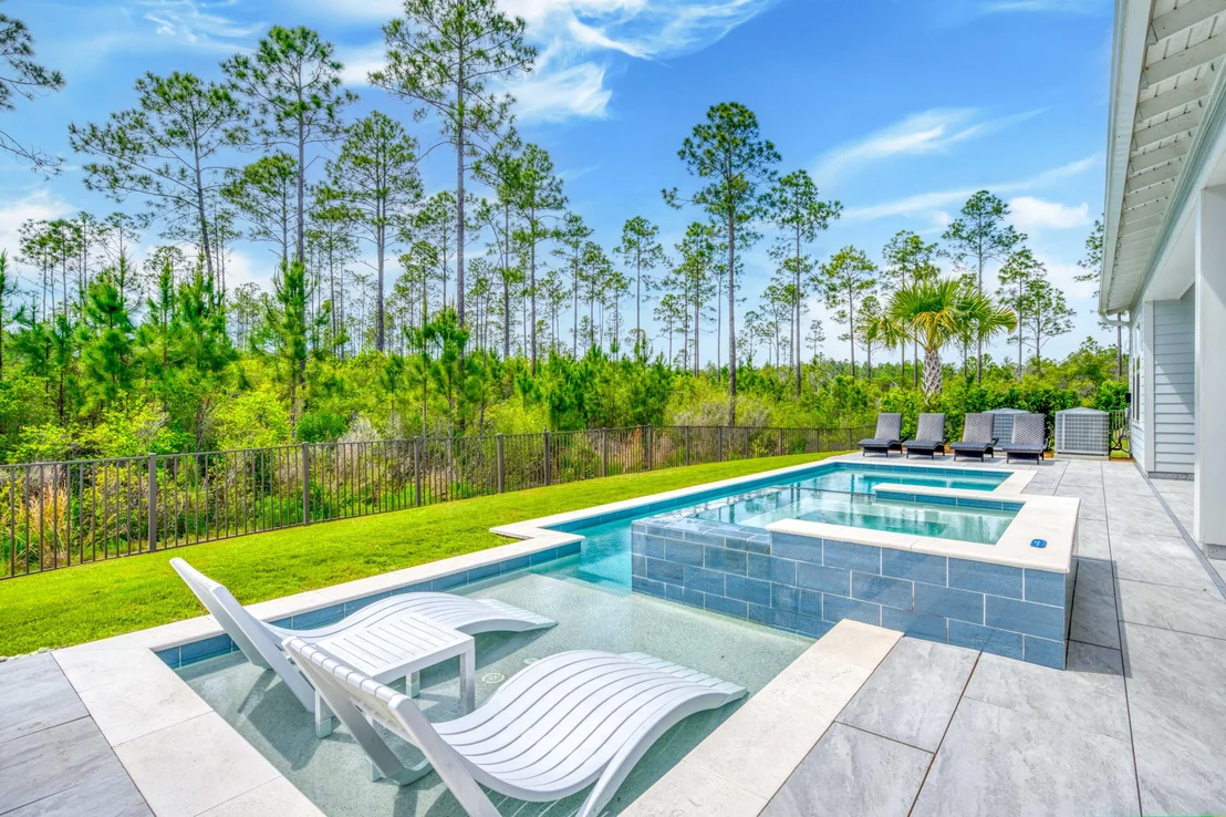 Photo of 446 W Lafayette Road