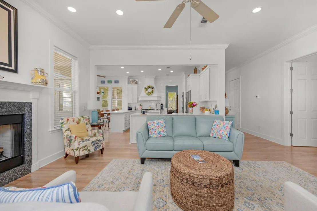 Photo of 1422 Lagrange Road