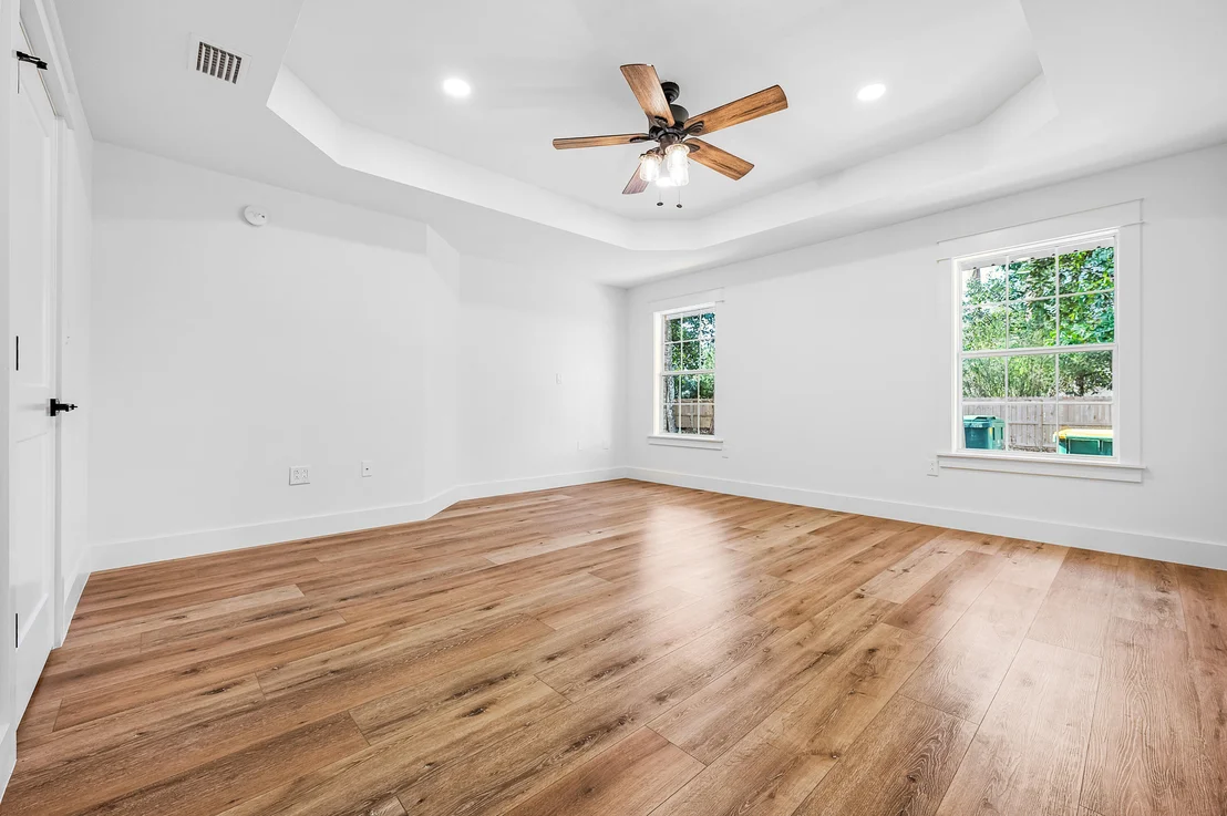 Photo of 209 Emmett Drive