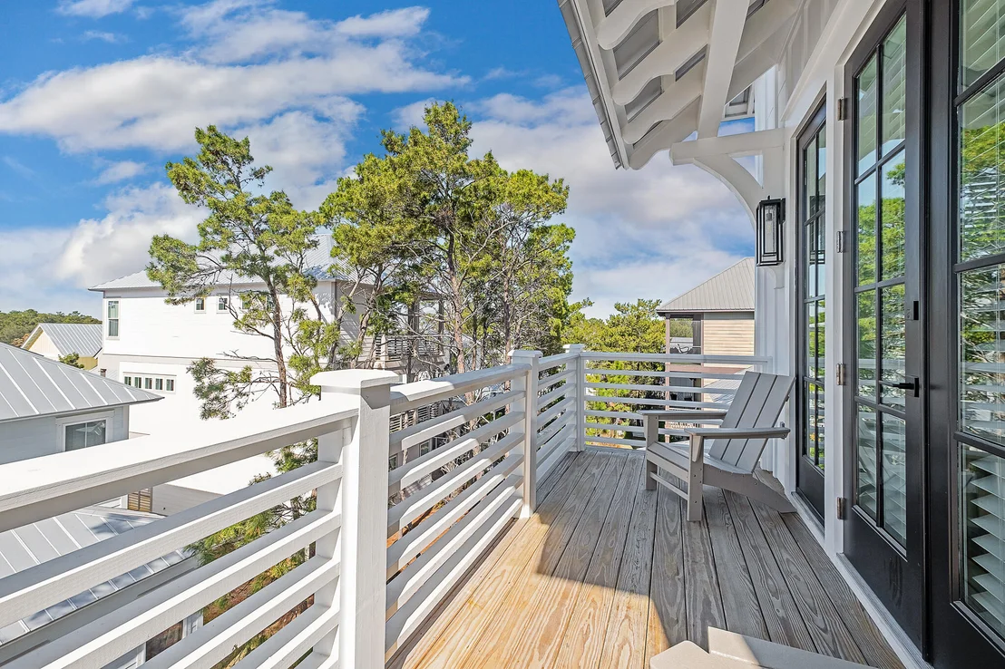 Photo of 107 Grande Pointe Drive