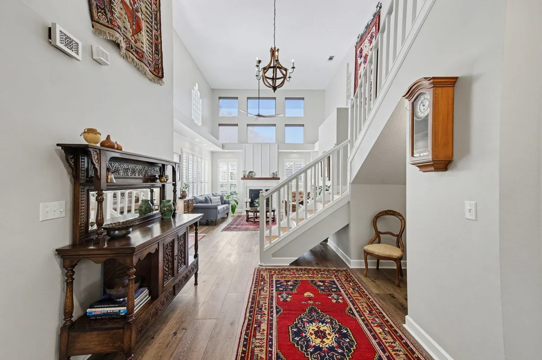 Photo of 2760 Edgewater Drive