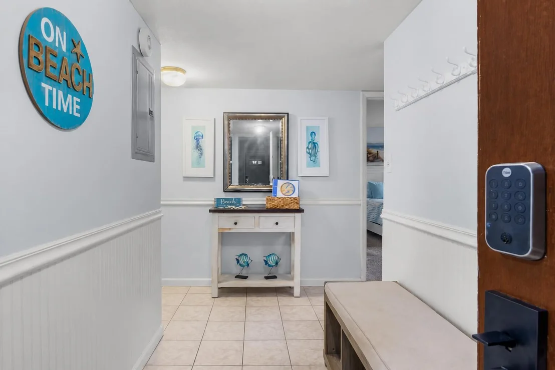 Photo of Unit UNIT33A at 373 Sunset Bay