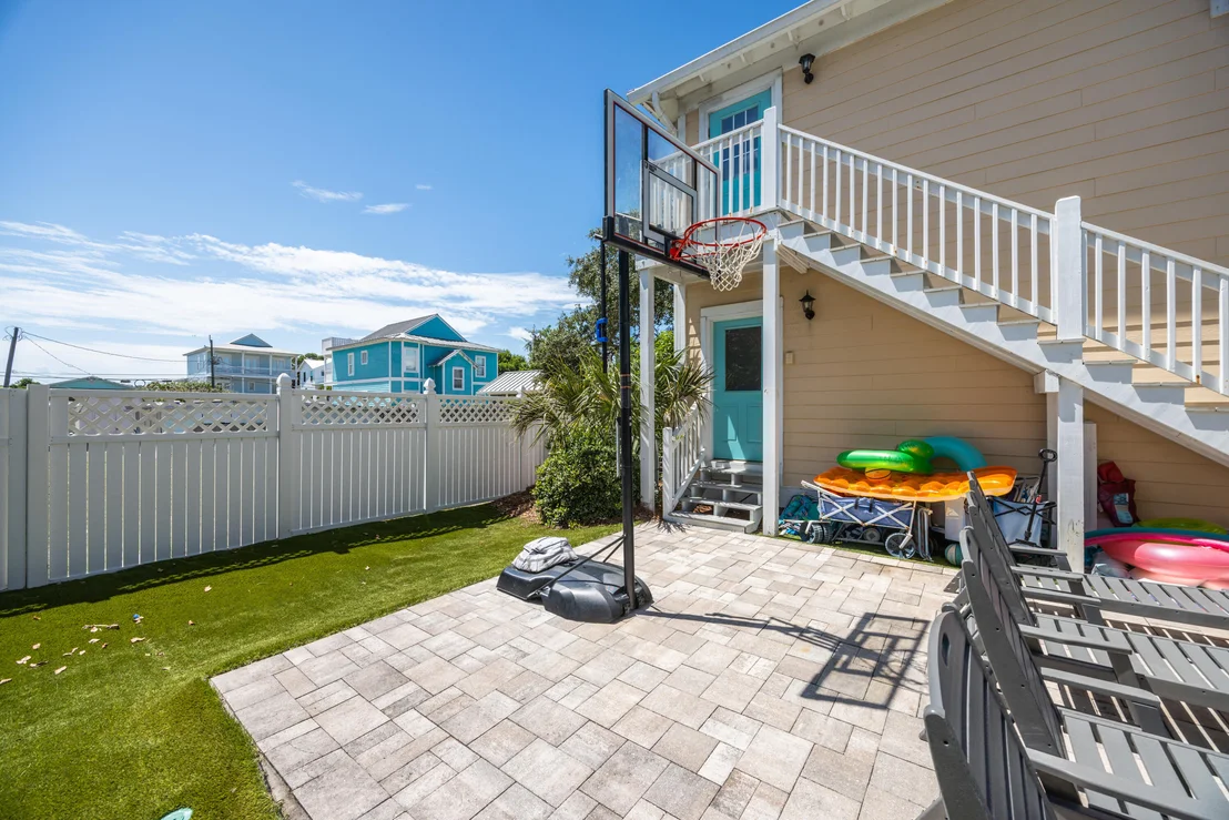 Photo of 68 Tarpon Street