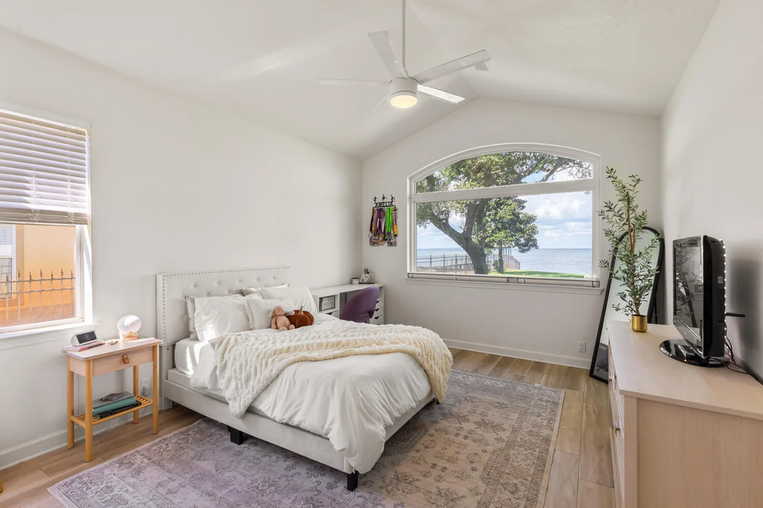 Photo of 1242 Emerald Bay Drive