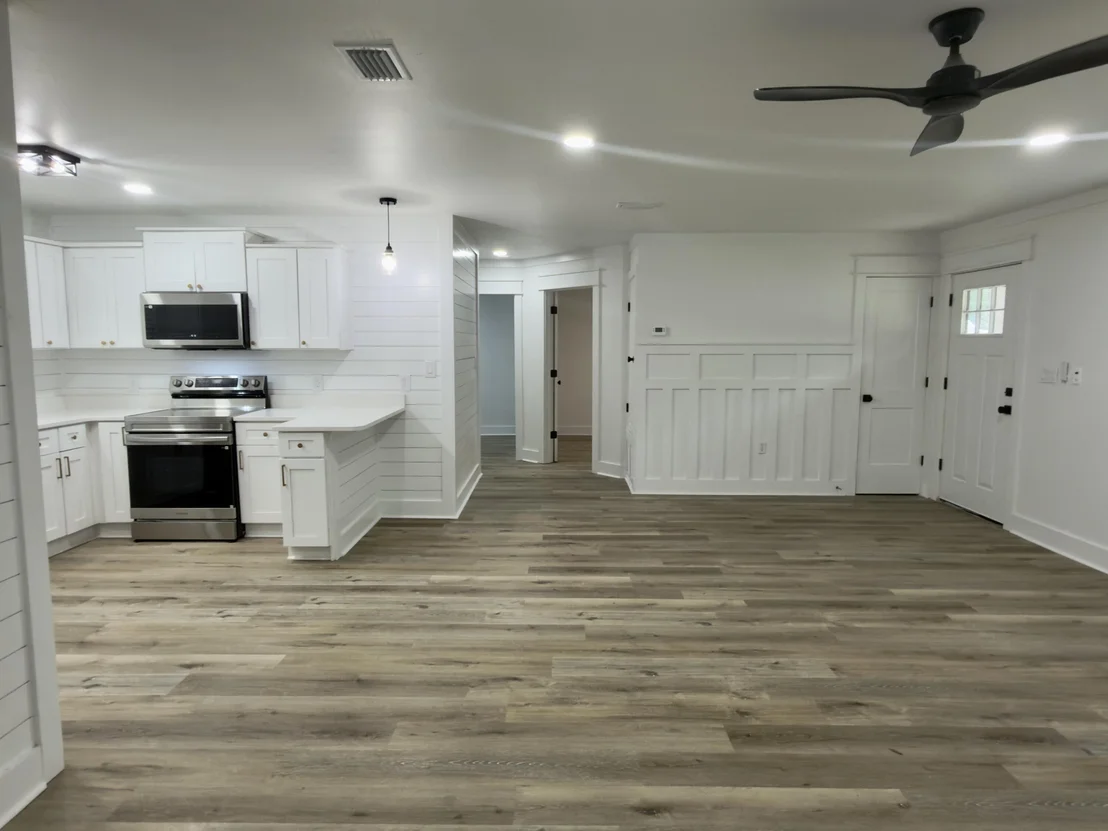 Photo of 3172 Maple Street