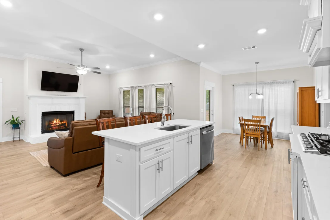 Photo of 6297 Howie Way