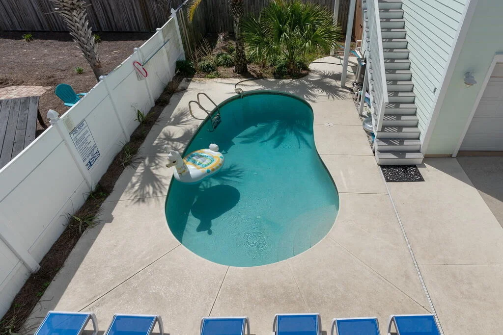 Photo of 64 DOLPHIN Street