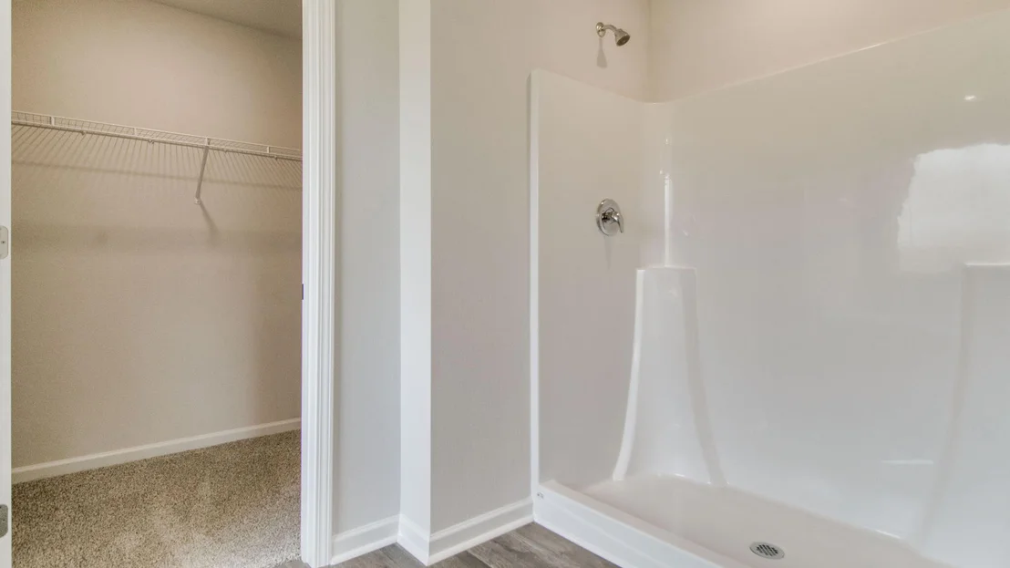 Photo of 5325 Macarthur Drive