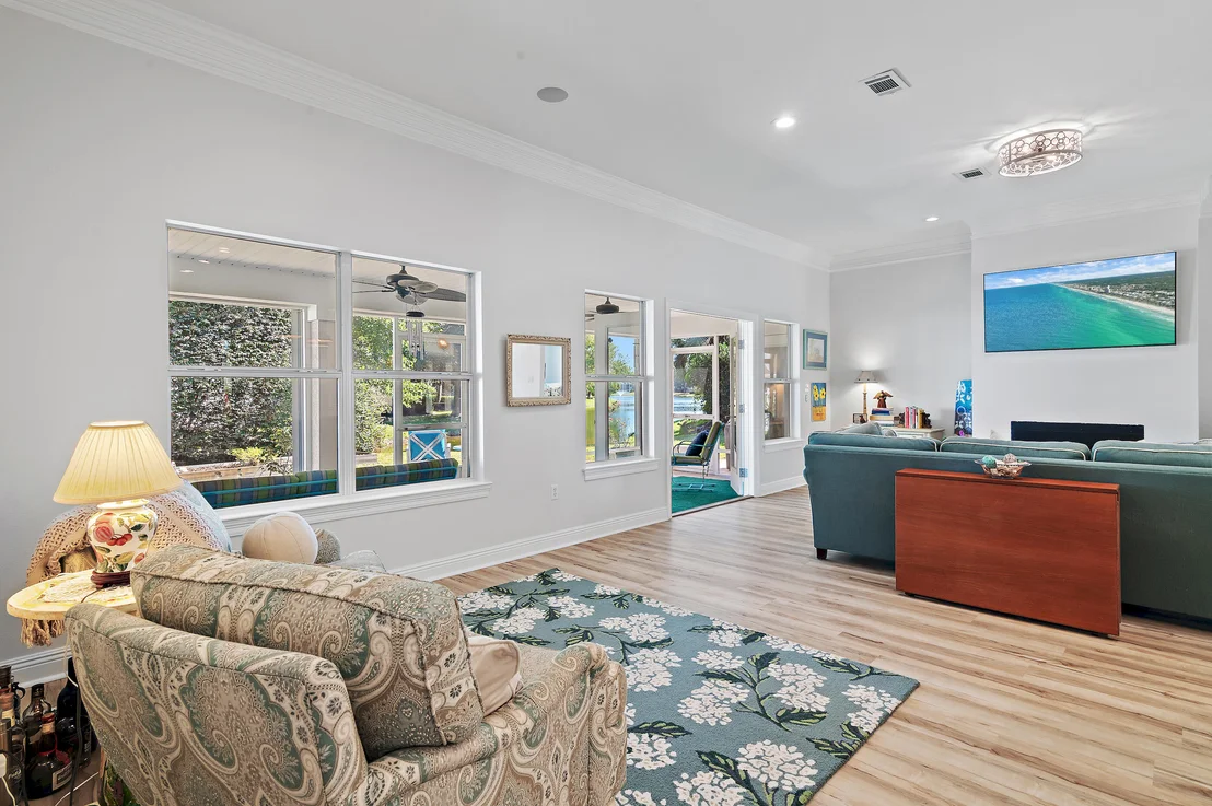Photo of 285 Tequesta Drive
