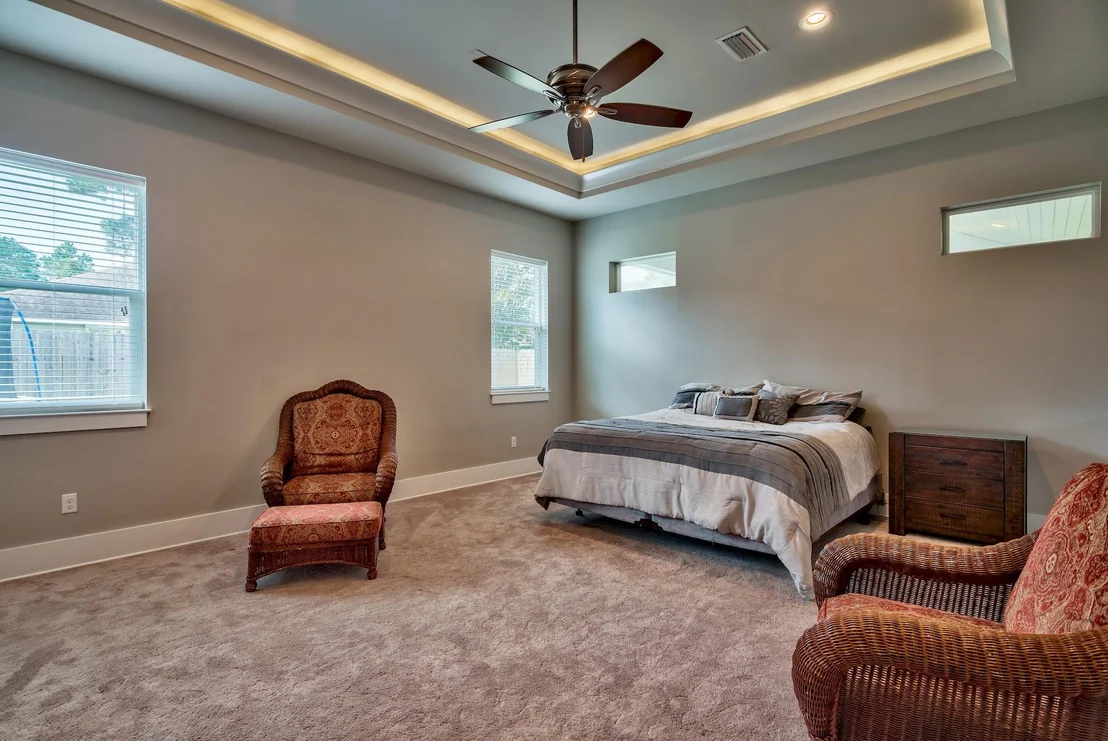 Photo of 989 Forest Shore Drive