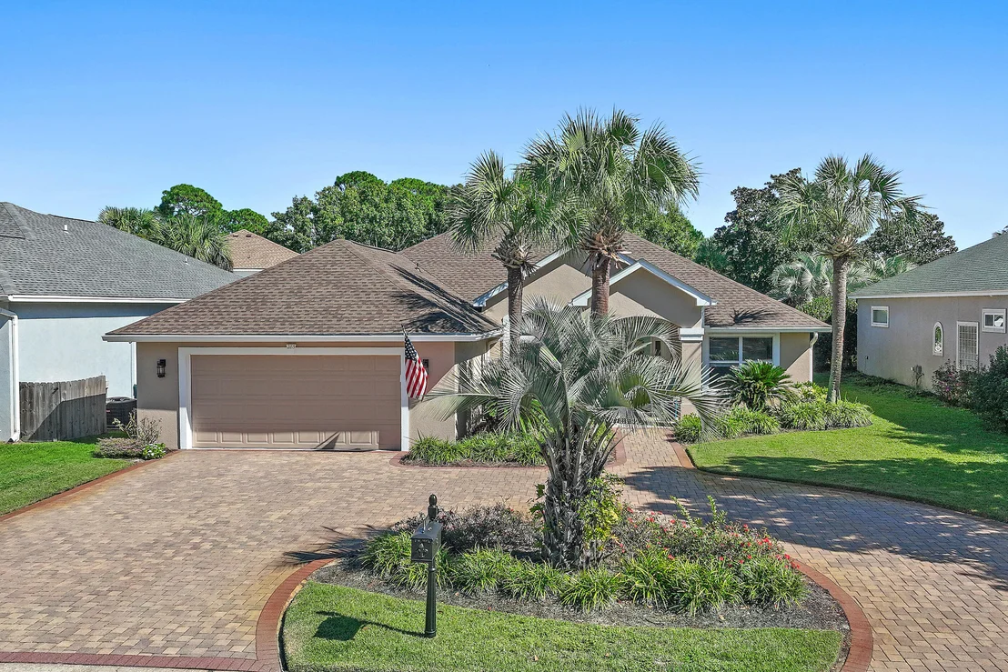 Photo of 285 Tequesta Drive