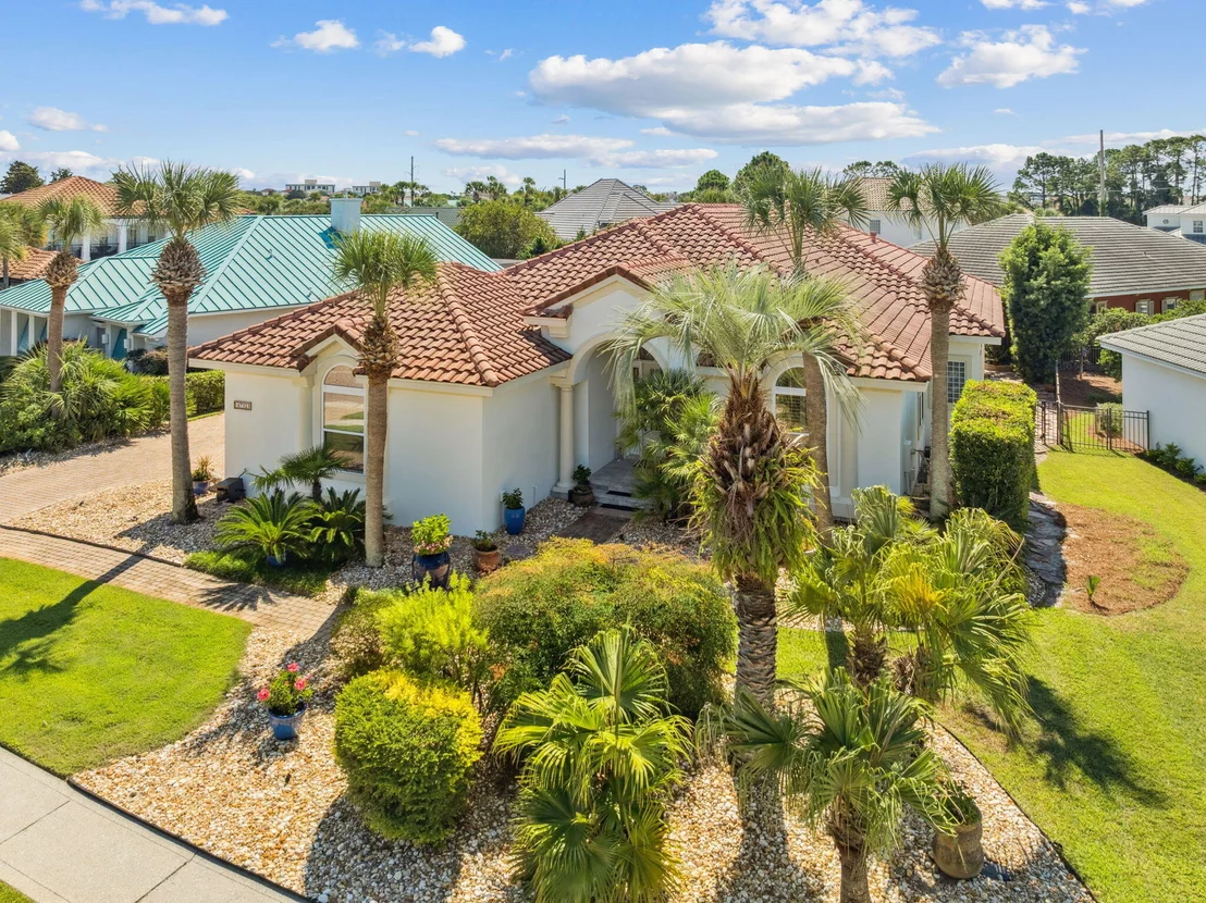 Photo of 4732 Papaya Park