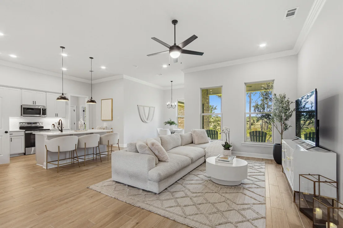 Photo of 395 Constellation Avenue