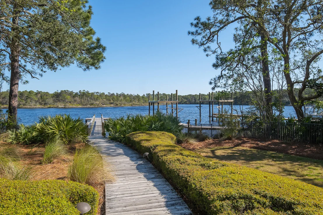 Photo of 107 Grande Pointe Drive