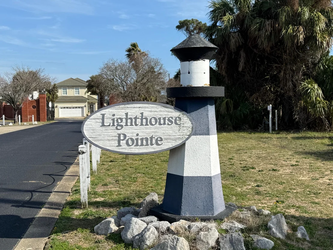 Photo of 901 Lighthouse Road