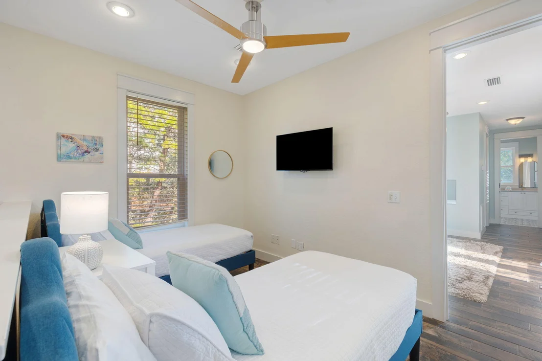Photo of 714 Allen Loop Drive